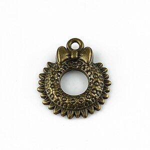 Charm bronz coronita de Craciun 24x20mm