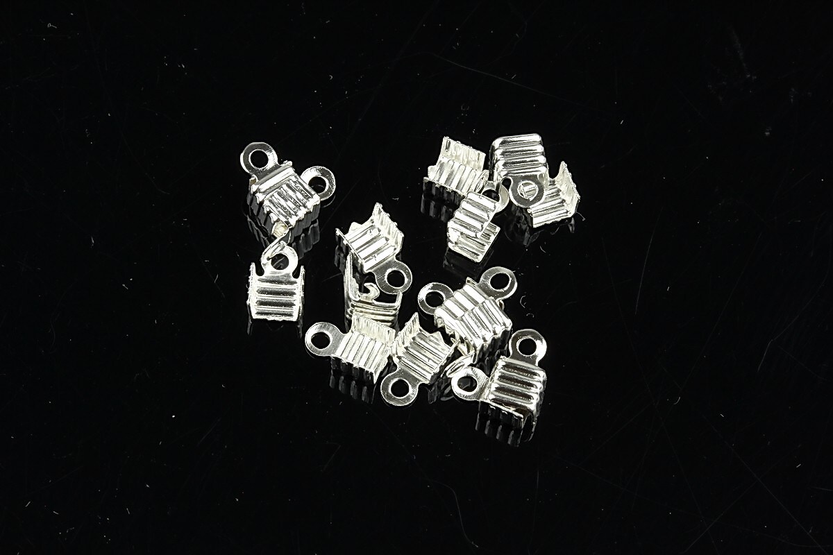 Capat de snur argintiu 4x6mm (interior 3,5mm) (10buc.)