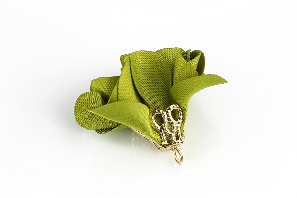 Pandantiv material textil si agatatoare aurie 22~24x20~22mm - verde olive