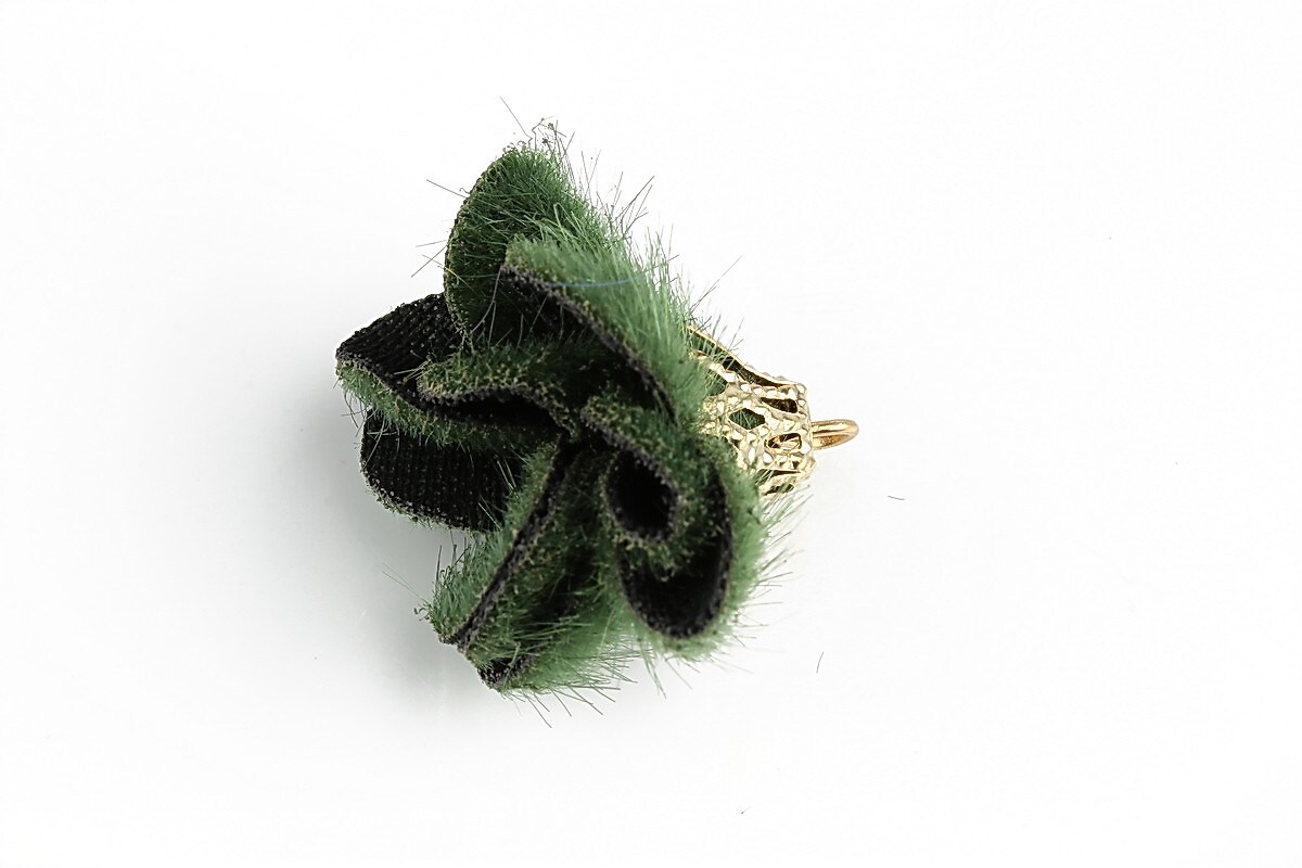 Pandantiv material textil si agatatoare aurie 21~22x16~18mm