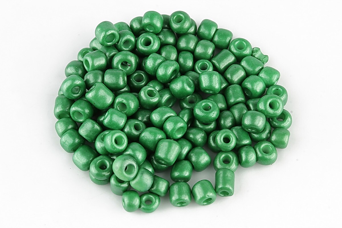 Margele de nisip  frosted 4mm (50g) - cod 605 - verde