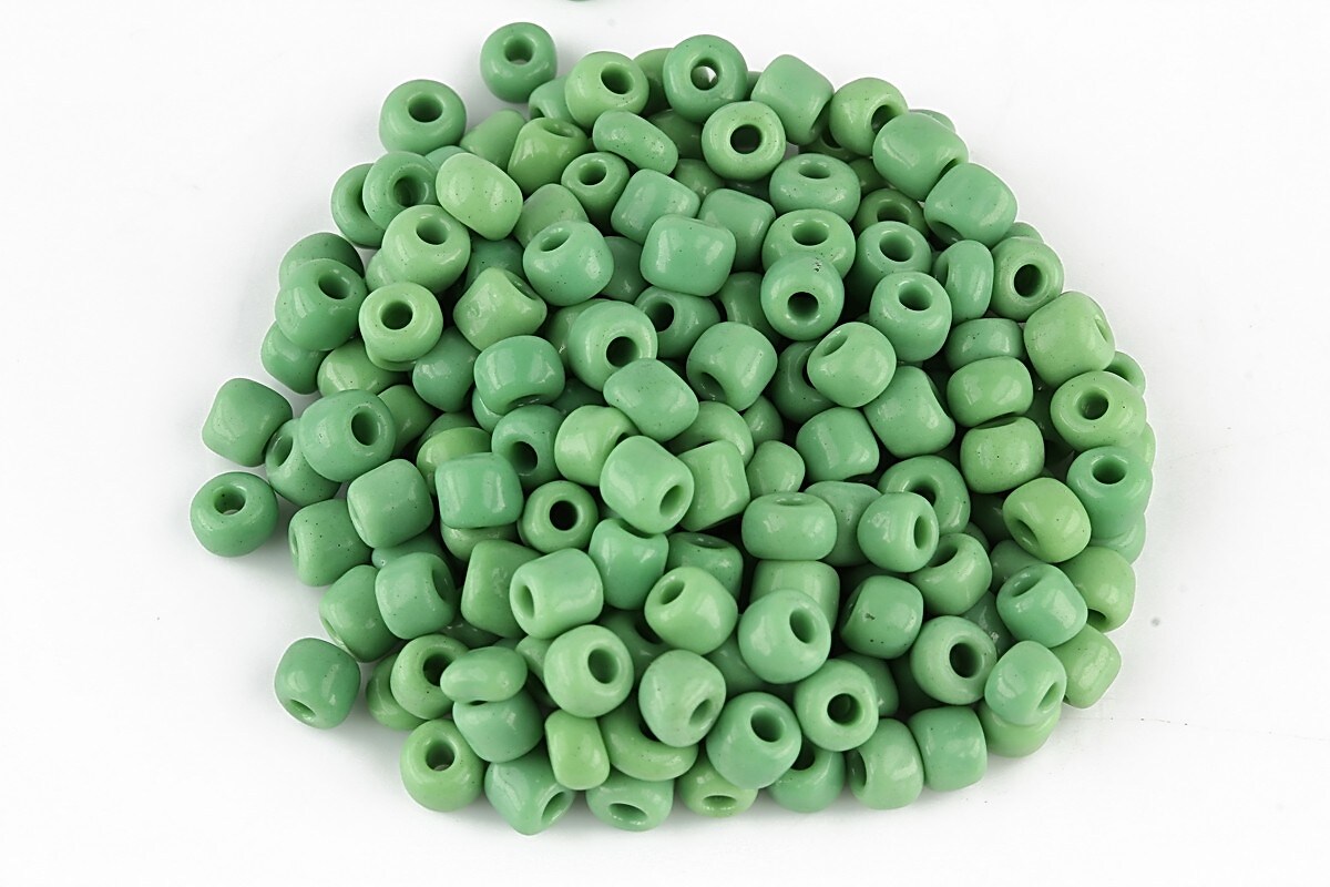 Margele de nisip 4mm opace (50g) - cod 607 - verde