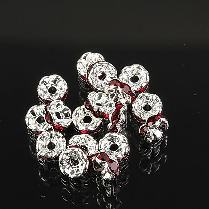 Distantiere argintii floare cu rhinestones rosu inchis 6mm (3x6mm)