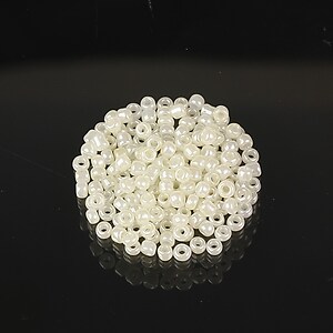 Margele de nisip 2mm (50g) - cod 653 - crem perlat