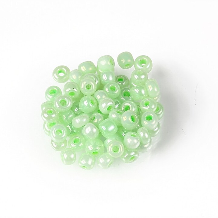 Margele de nisip 4mm (50g) - cod 658 - verde deschis perlat