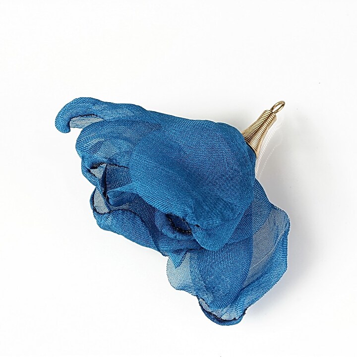 Pandativ organza si agatatoare aurie 60-80x50-60mm - albastru
