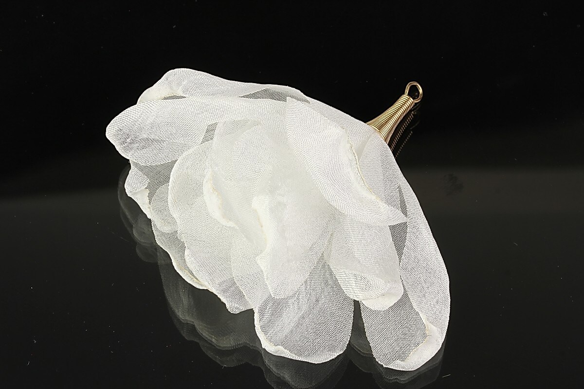 Pandativ organza si agatatoare aurie 60-80x50-60mm - alb