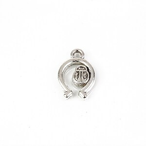 Charm argintiu antichizat potcoava si gargarita 17x11mm