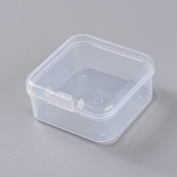 Cutie mica din plastic pentru margele 4,5cm