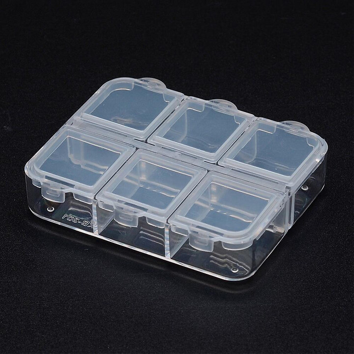 Cutie din plastic pentru margele cu 6 compartimente individale 6,5x5,5cm