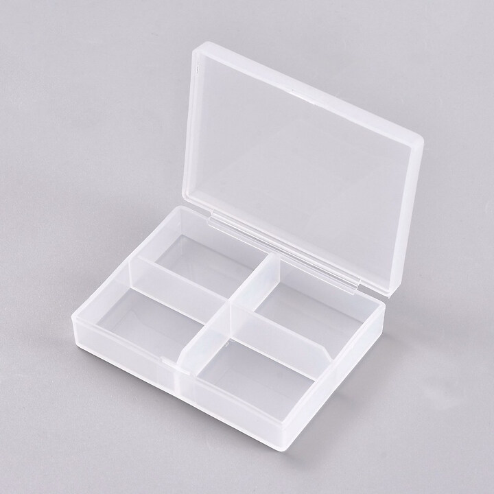 Cutie din plastic cu 4 compartimente  pentru margele 6x8cm