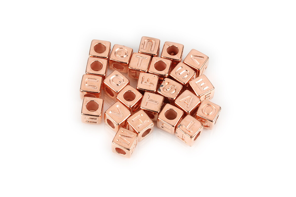 Margele cu litere din plastic, cub 7mm, 100 buc, rose gold