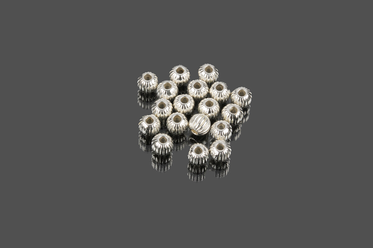 Distantier argintiu 4mm (100 buc.)