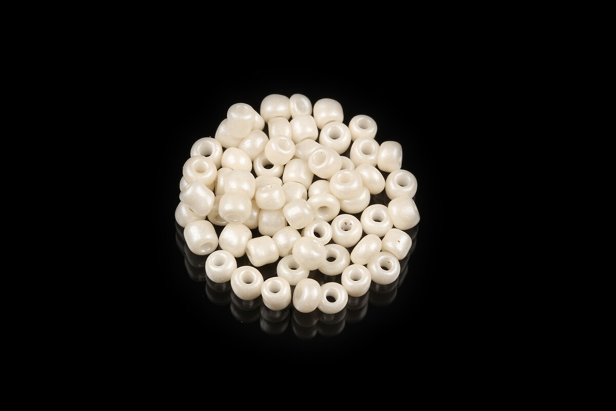 Margele de nisip lucioase 3mm (50g) - cod 485 - alb-crem deschis