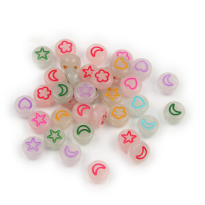 Margele multicolore din plastic , luna, stele, inima, floare 7mm, 100 buc.